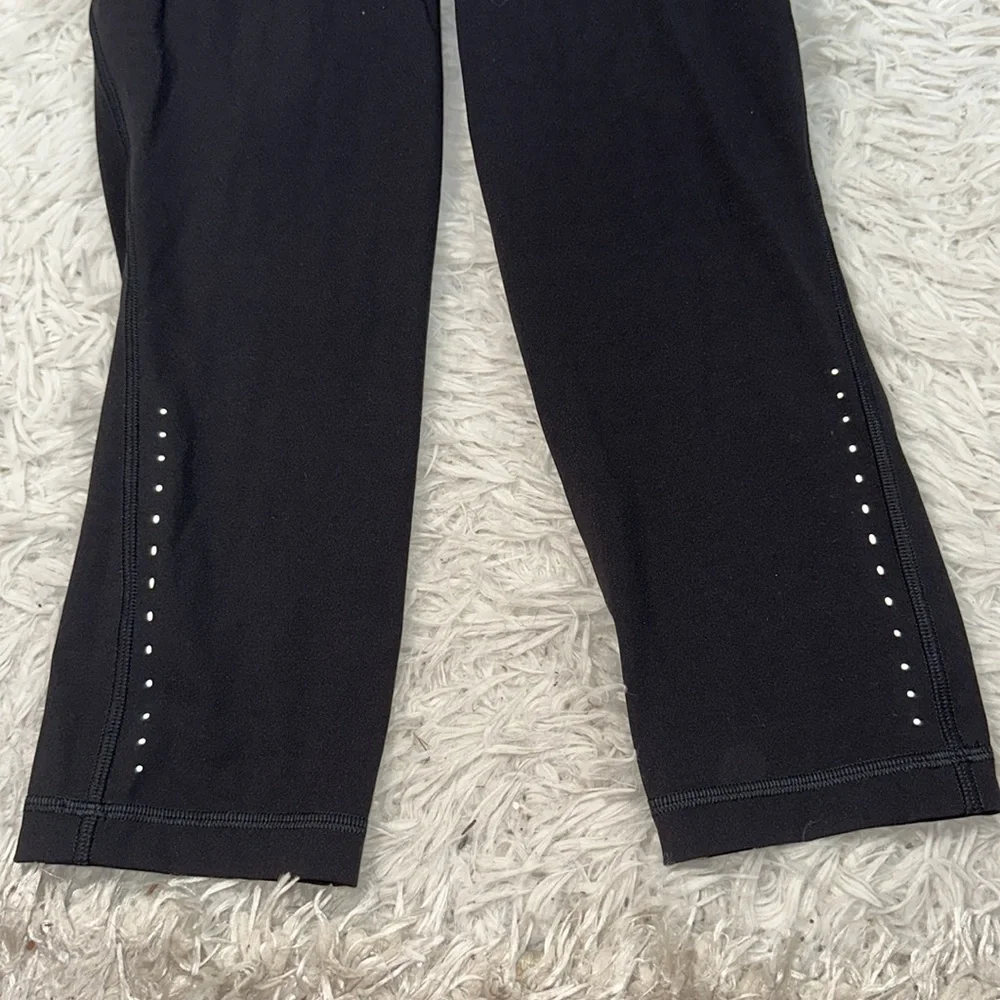 Lululemon Swift Speed High-Rise Crop 21